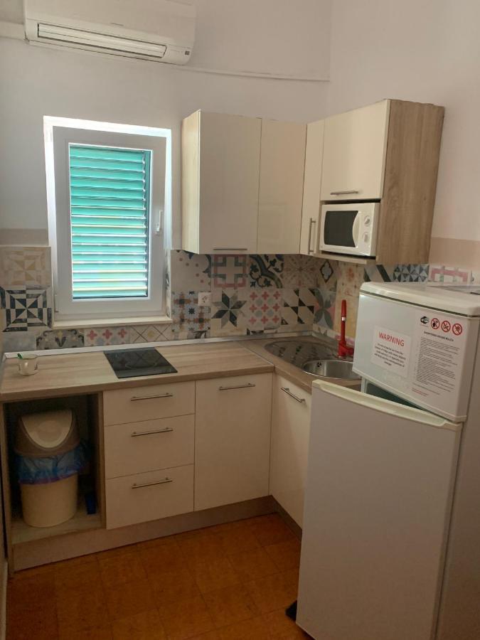 Apartmani Adriatic Ana Novalja Exteriér fotografie