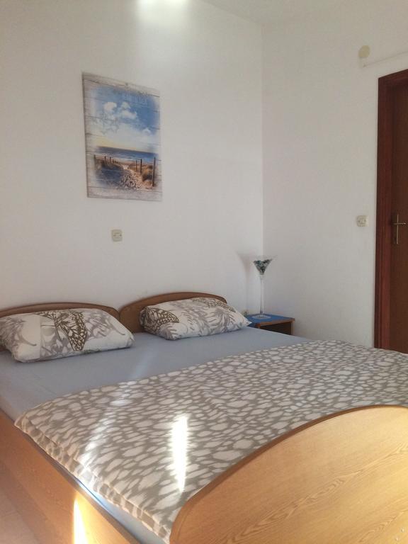 Apartmani Adriatic Ana Novalja Exteriér fotografie