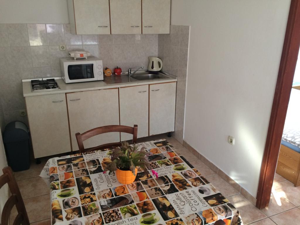 Apartmani Adriatic Ana Novalja Exteriér fotografie